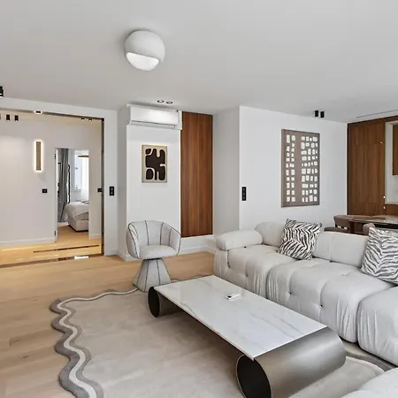 Apartment Beautiful#2bedrooms#4people#paris16#airconditioning Paris