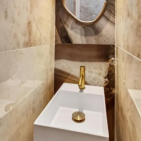 Beautiful#2bedrooms#4people#paris16#airconditioning Apartment *